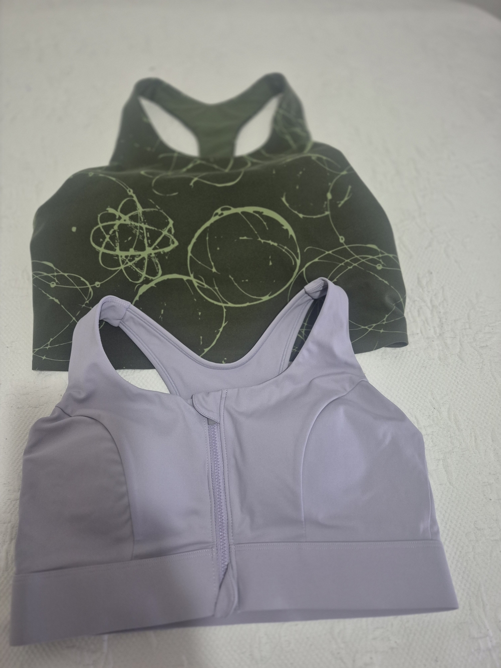 Front-Zip Lavender Sports Tank Top for Women